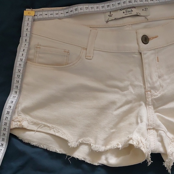 Vintage Abercrombie &Fitch white jeans short - Picture 5 of 6